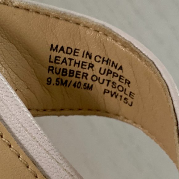 MICHAEL KORS Wedge Sandals - Picture 6 of 6